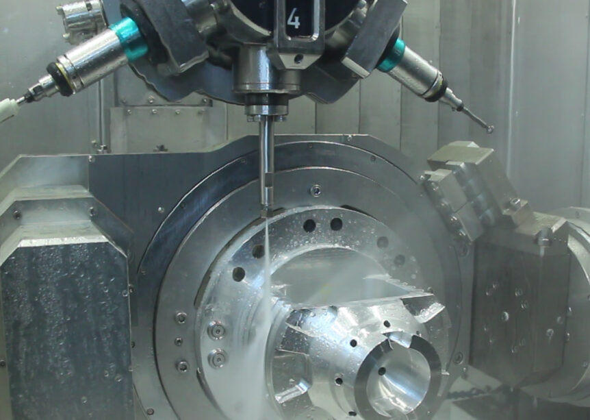 Sugino's Jet Clean Center High pressure water jet deburring machine